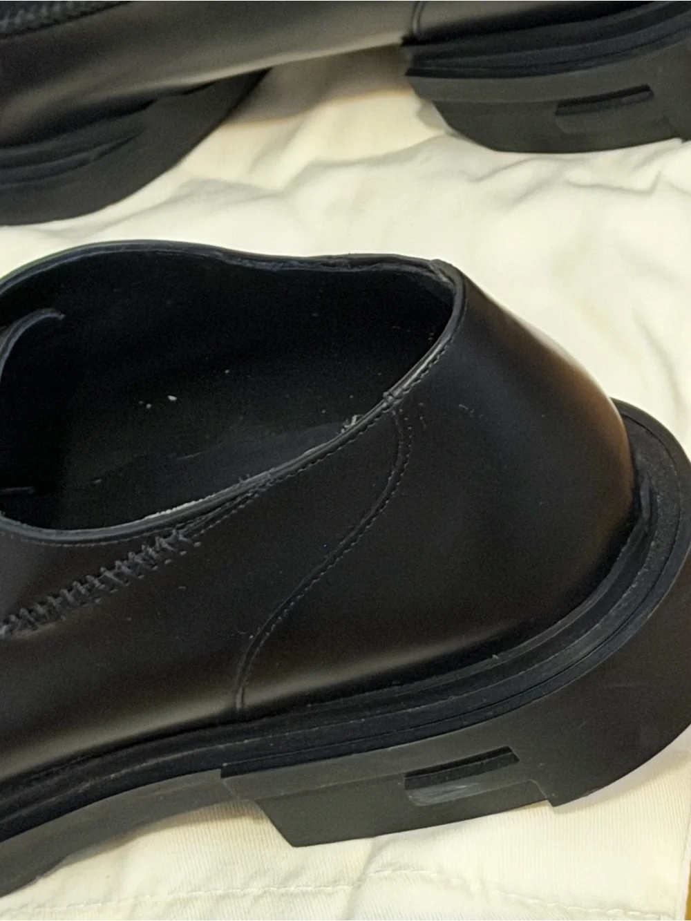 Fendi Black Leather Lace-Up Derby Shoes
